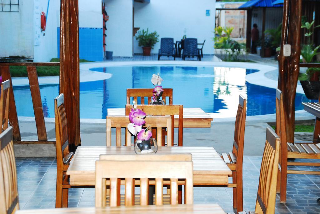 לטיסייה Hotel Utueane מראה חיצוני תמונה