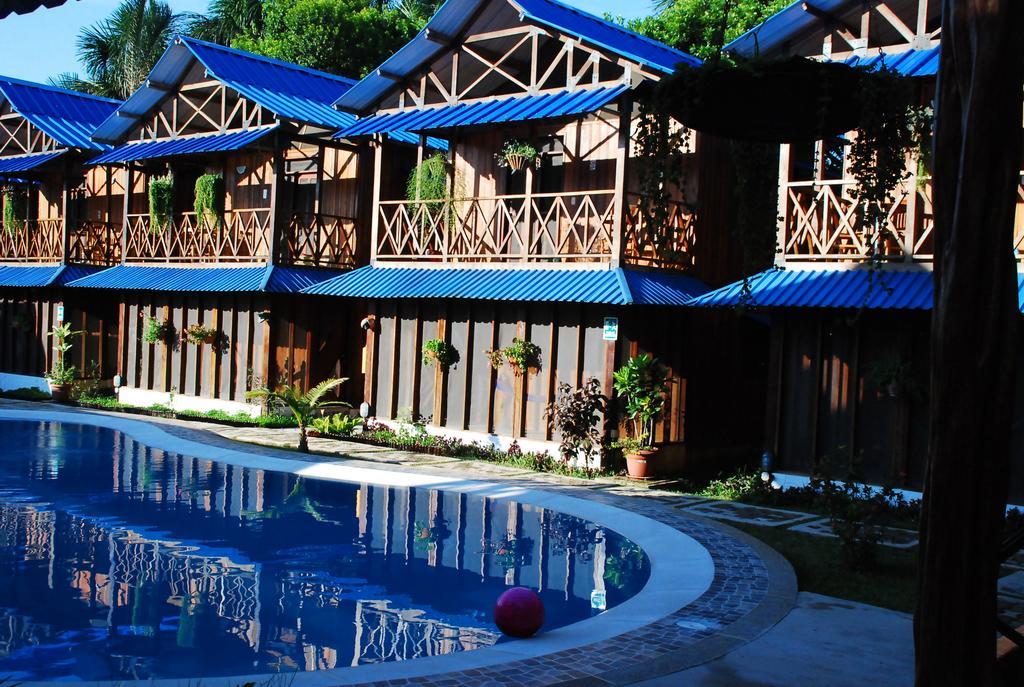לטיסייה Hotel Utueane מראה חיצוני תמונה